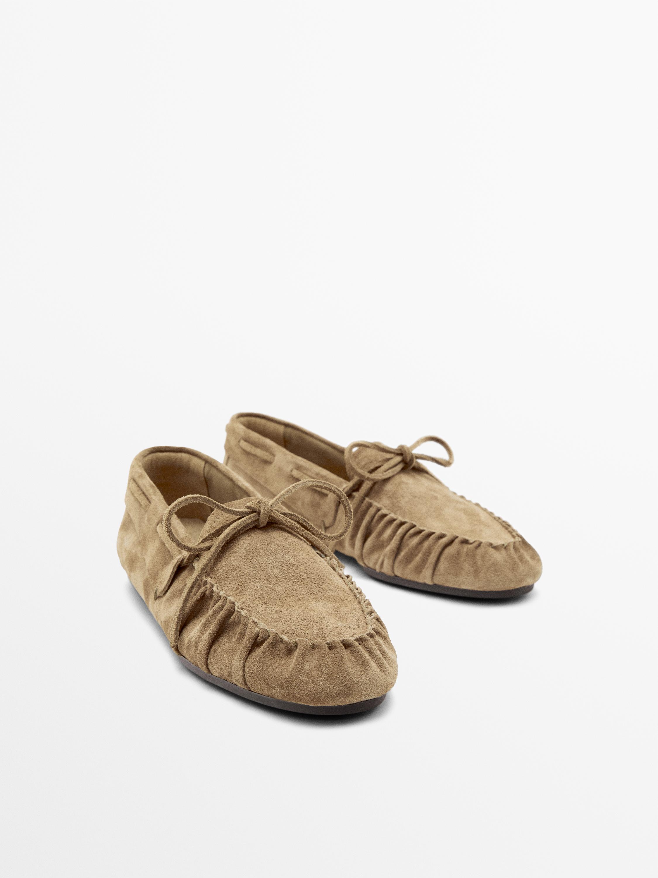 Лоферы из мягкой кожи со сборками — Massimo Dutti