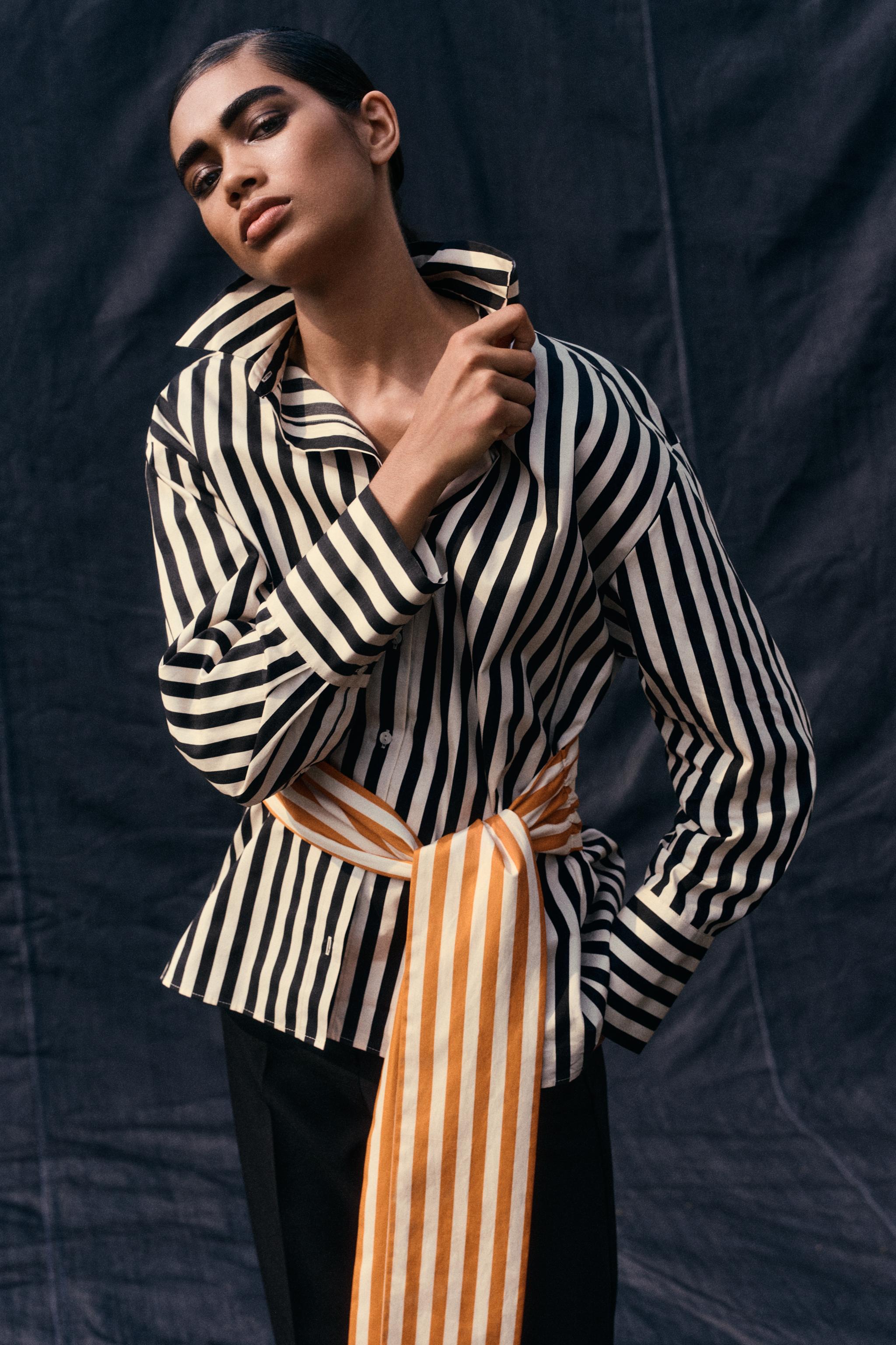 РУБАШКА В ПОЛОСКУ С КОНТРАСТНЫМ ПОЯСОМ — ZARA