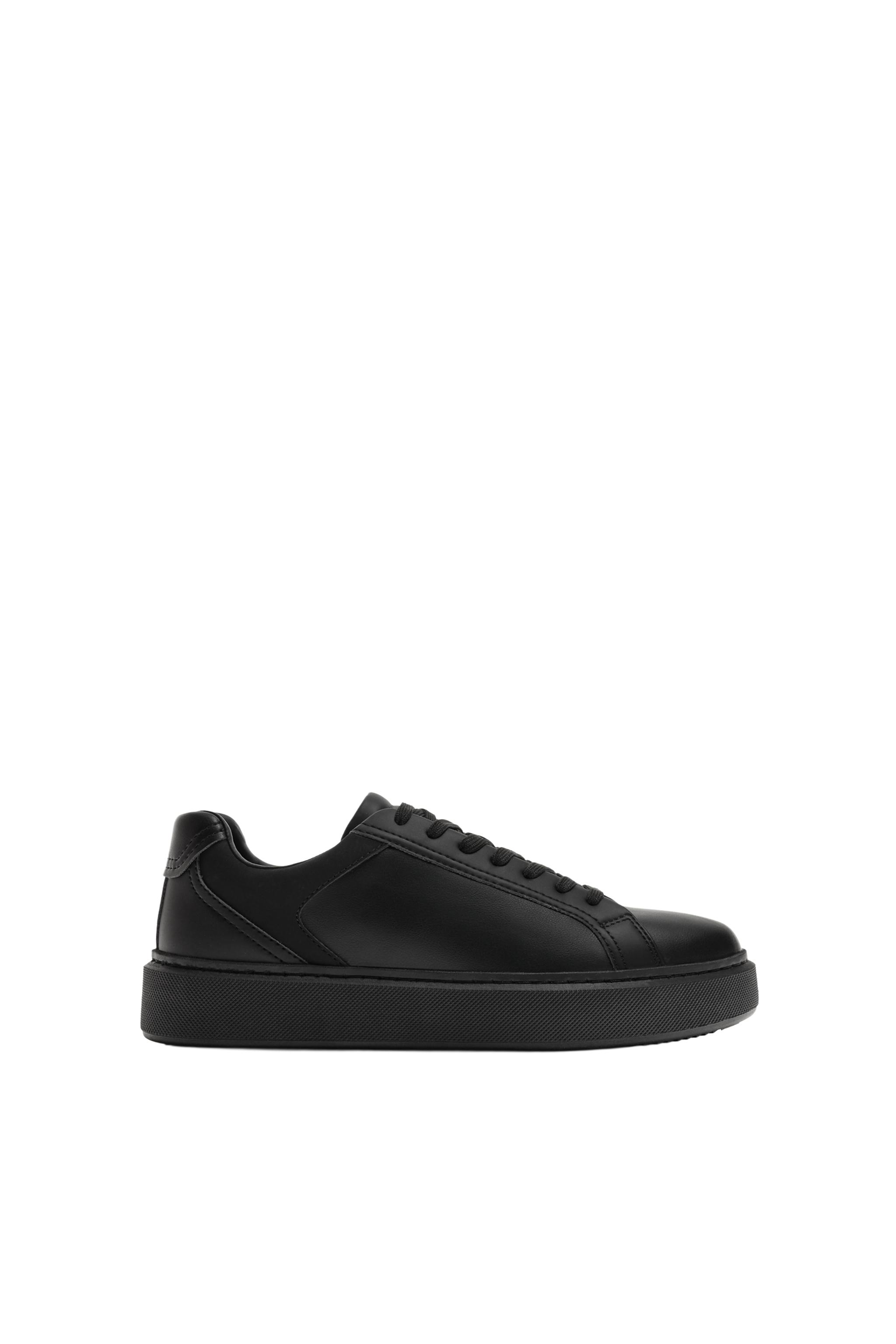 МОНОХРОМНЫЕ МАССИВНЫЕ КРОССОВКИ — ZARA