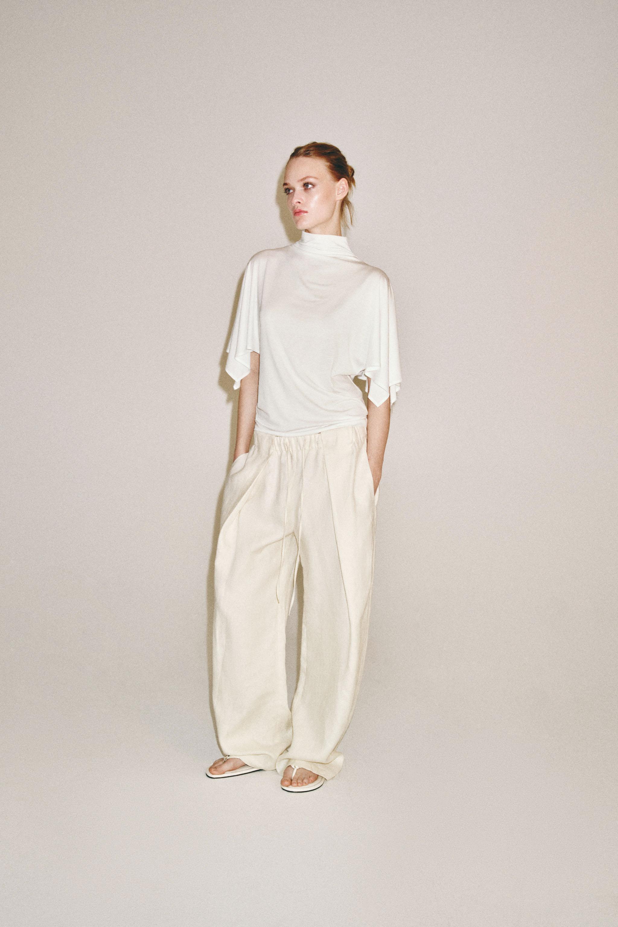 Топ с высоким воротом — ZARA