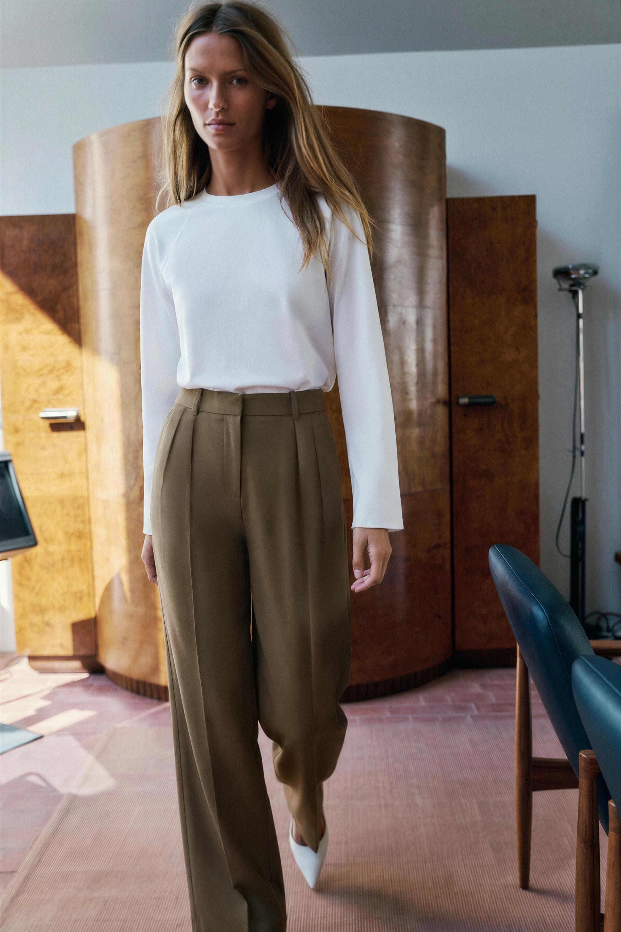 Брюки с прямыми штанинами со складками — ZARA