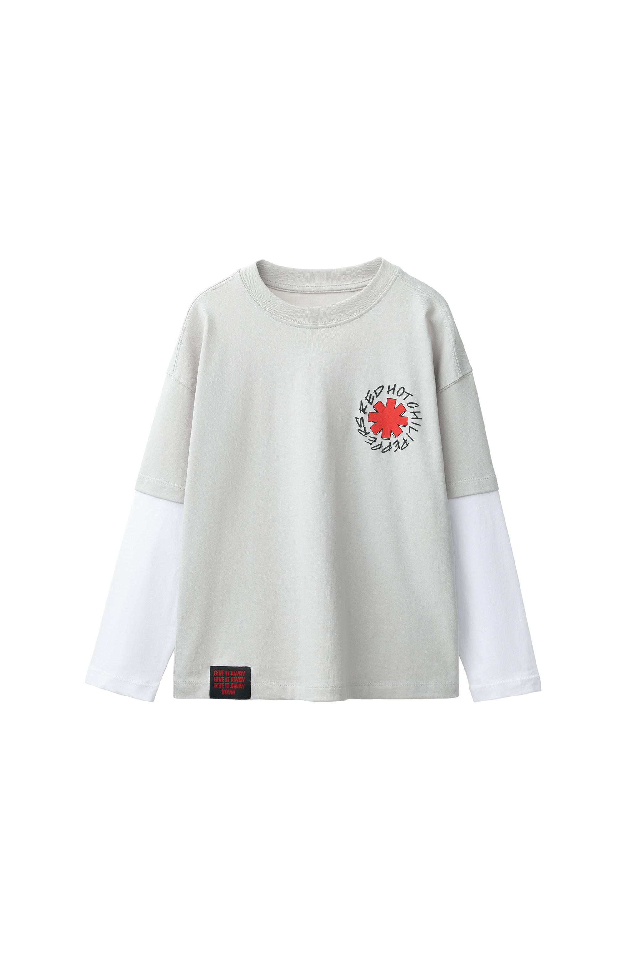 RED HOT CHILI PEPPERS ® PRINT DOUBLE-SLEEVE T-SHIRT — ZARA