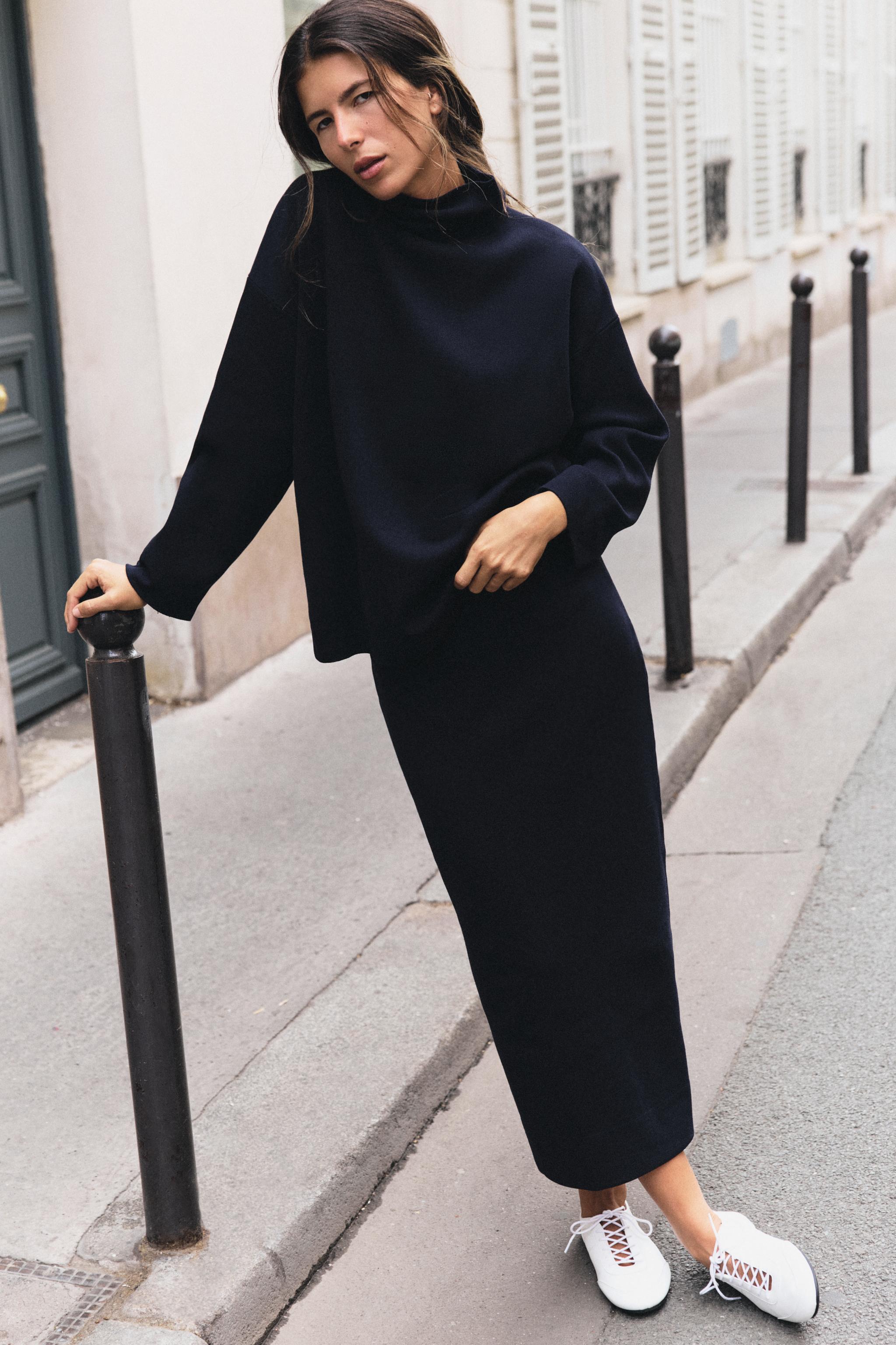 Джемпер из трикотажа с высоким горлом — ZARA