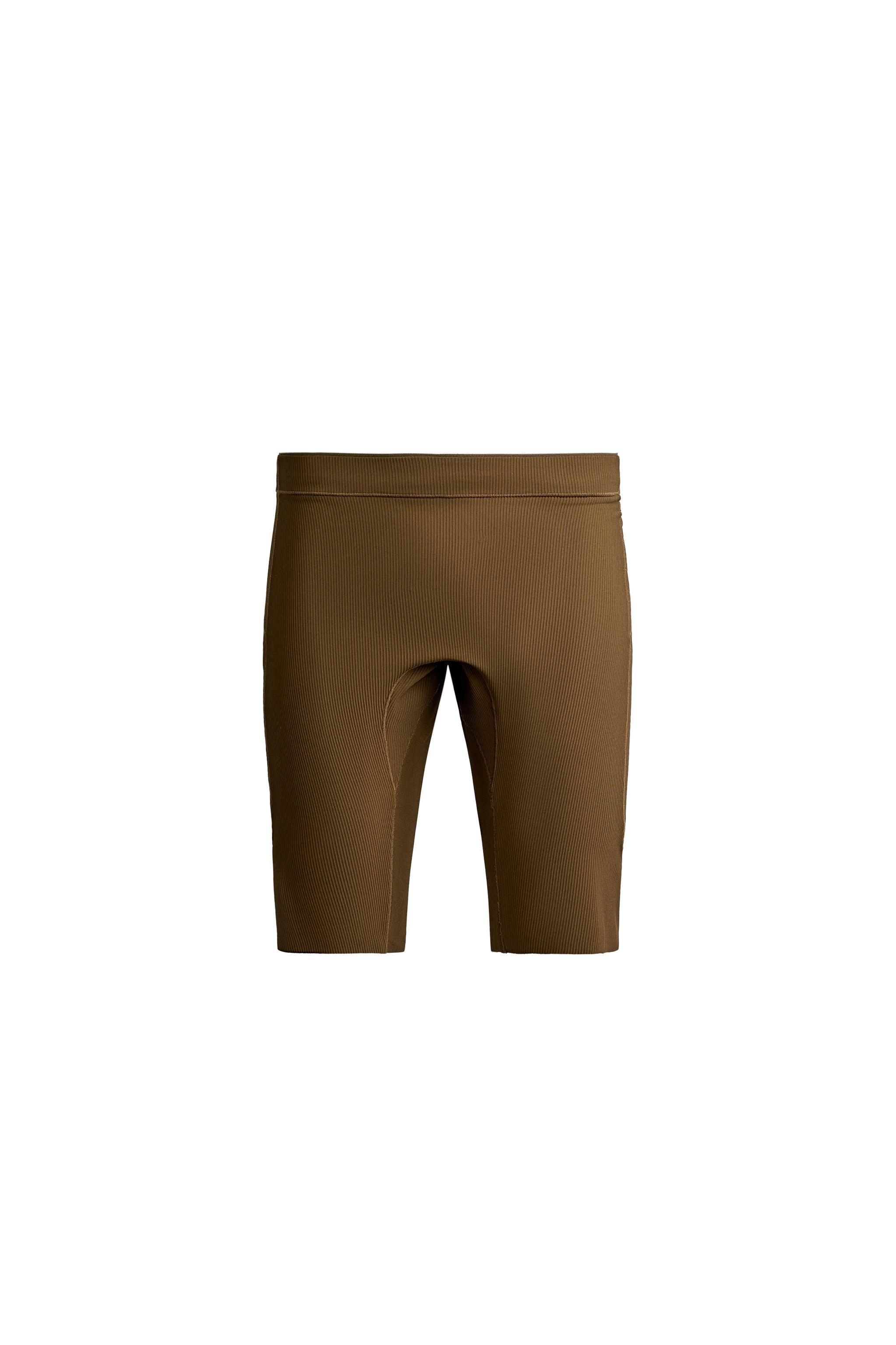 СПОРТИВНЫЕ КОРОТКИЕ ЛЕГИНСЫ ДЛЯ БЕГА — ZARA