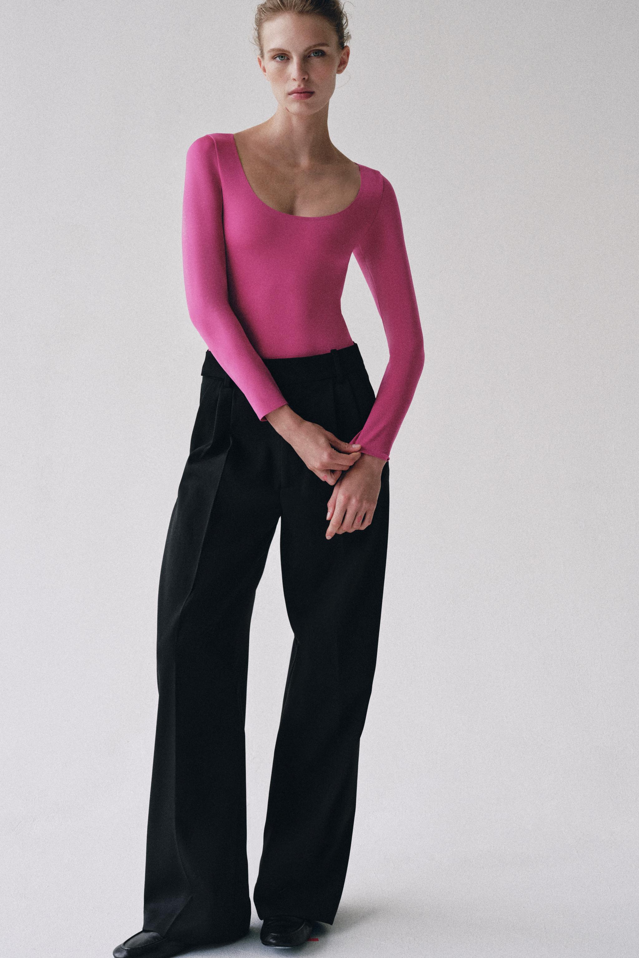 Боди с воротником-водопадом — ZARA