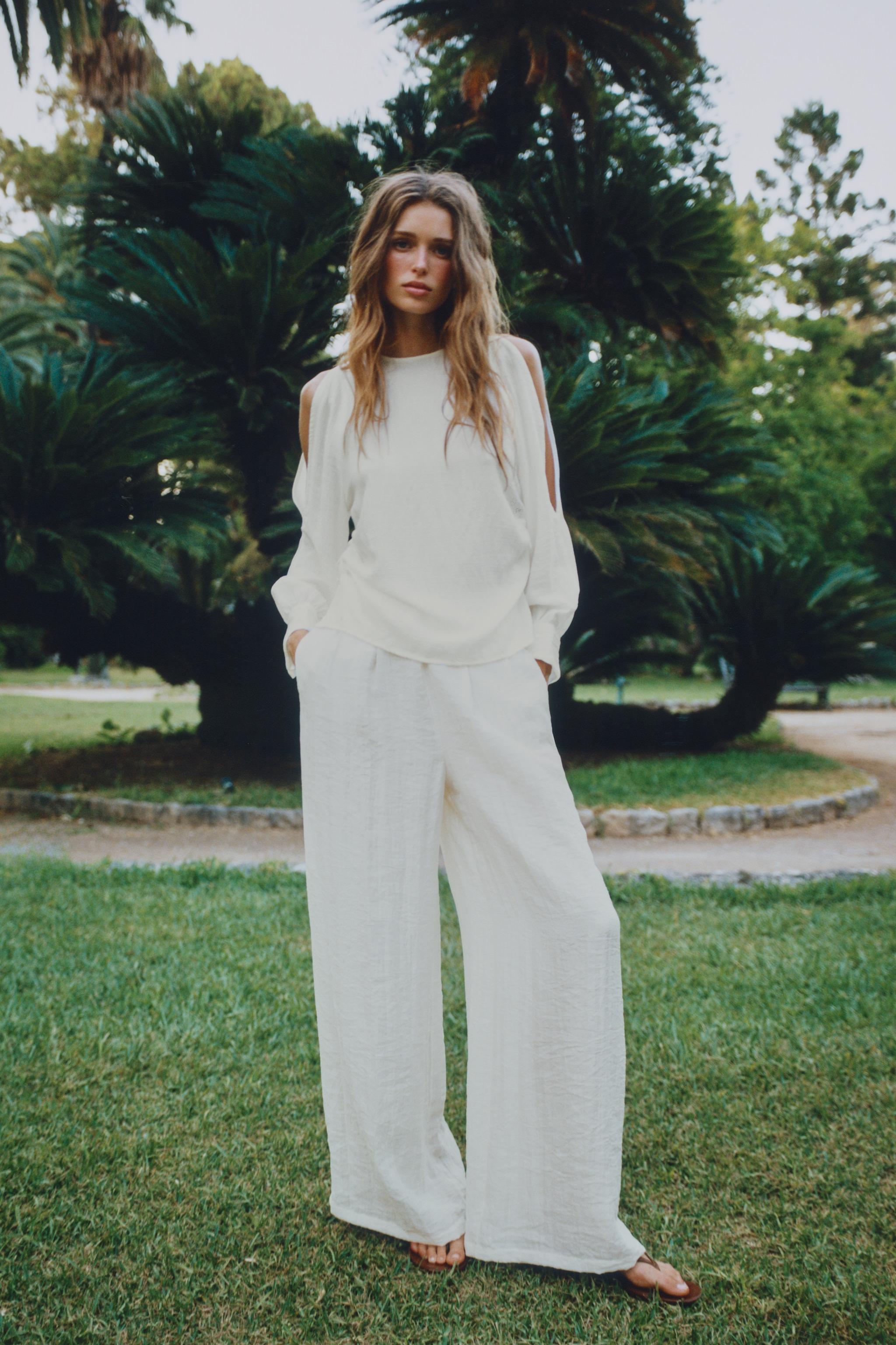 БЛУЗА С РАЗРЕЗАМИ НА РУКАВАХ — ZARA