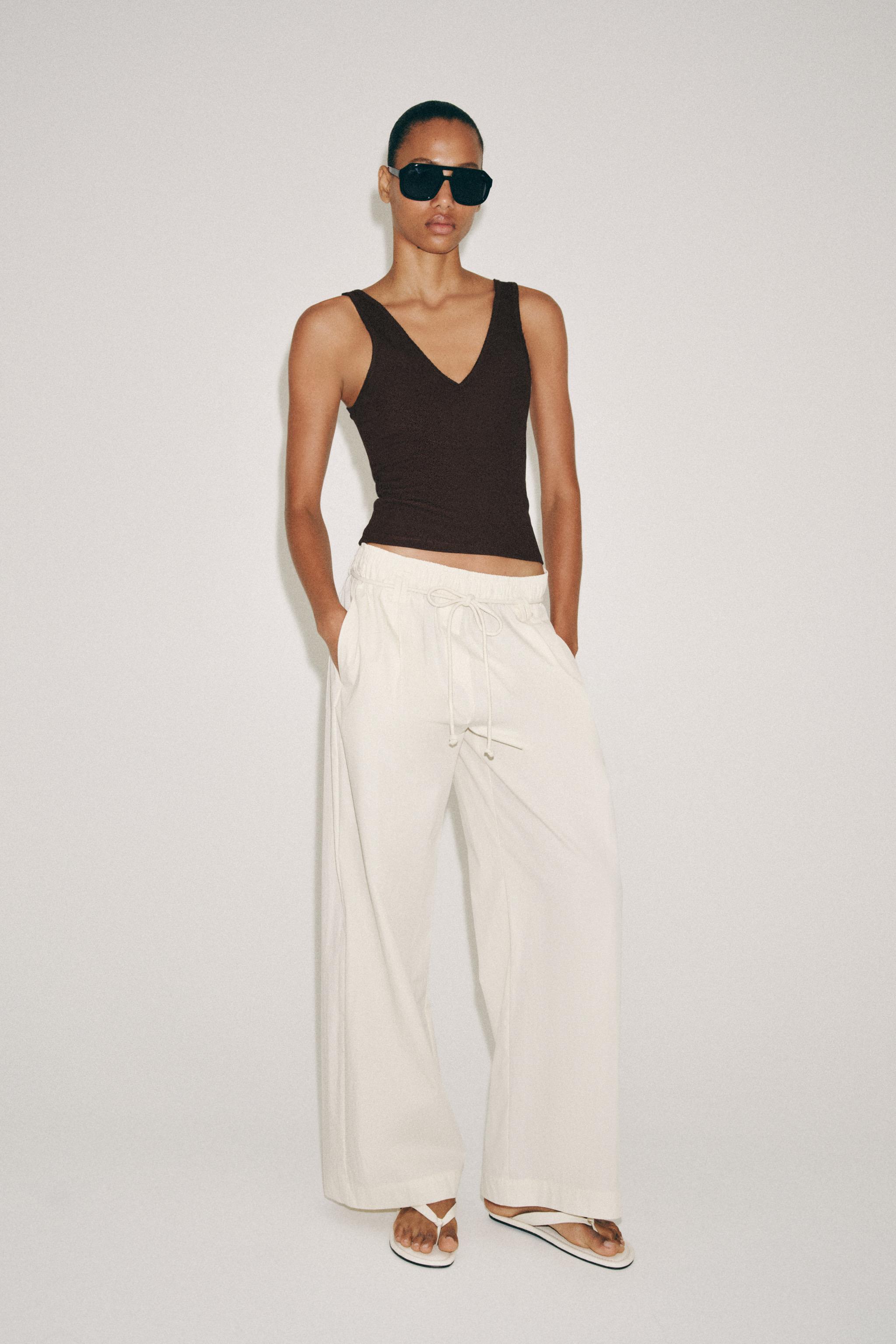 Топ с V-образным вырезом из рубчатой ткани — ZARA