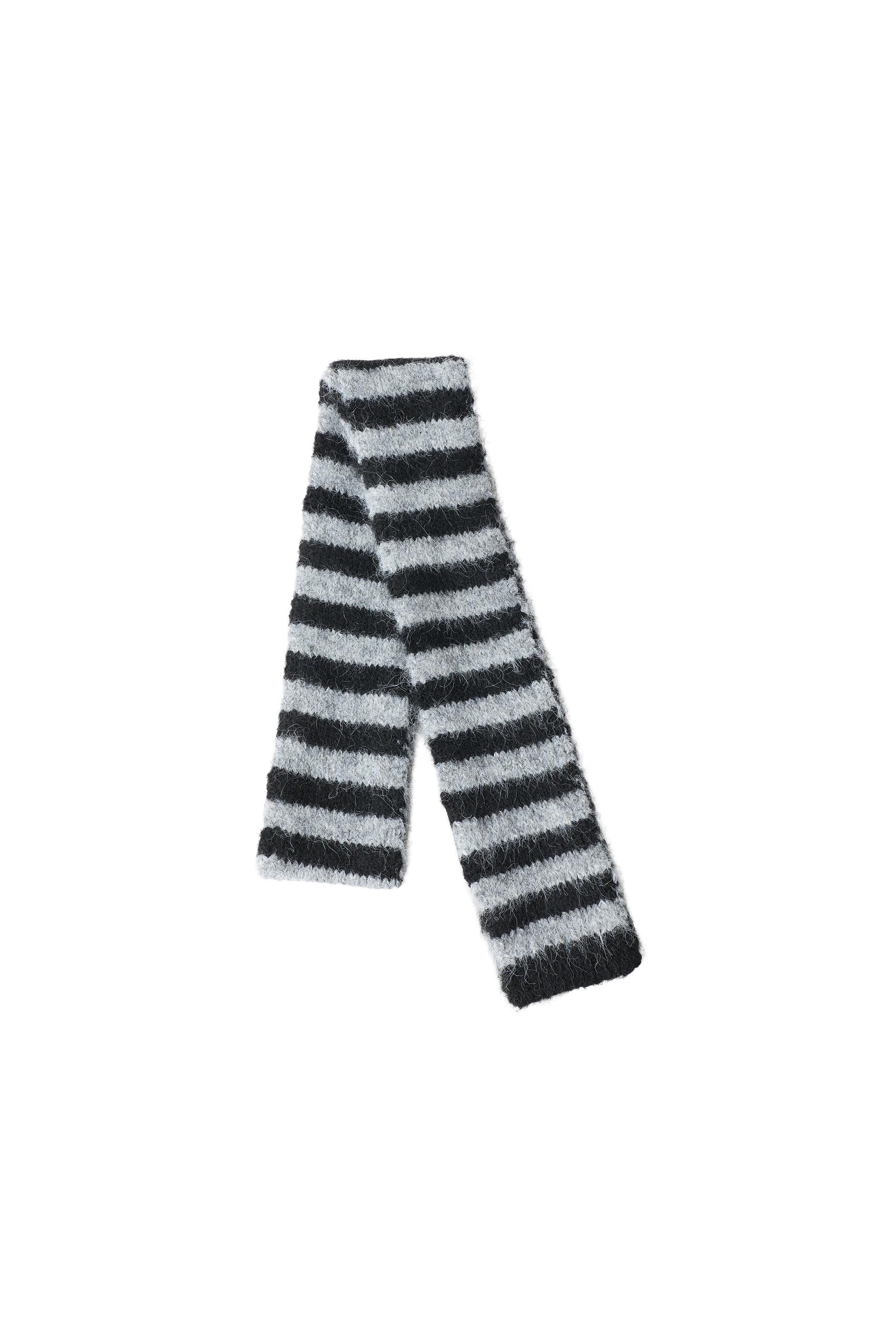 FINE STRIPED SCARF — ZARA