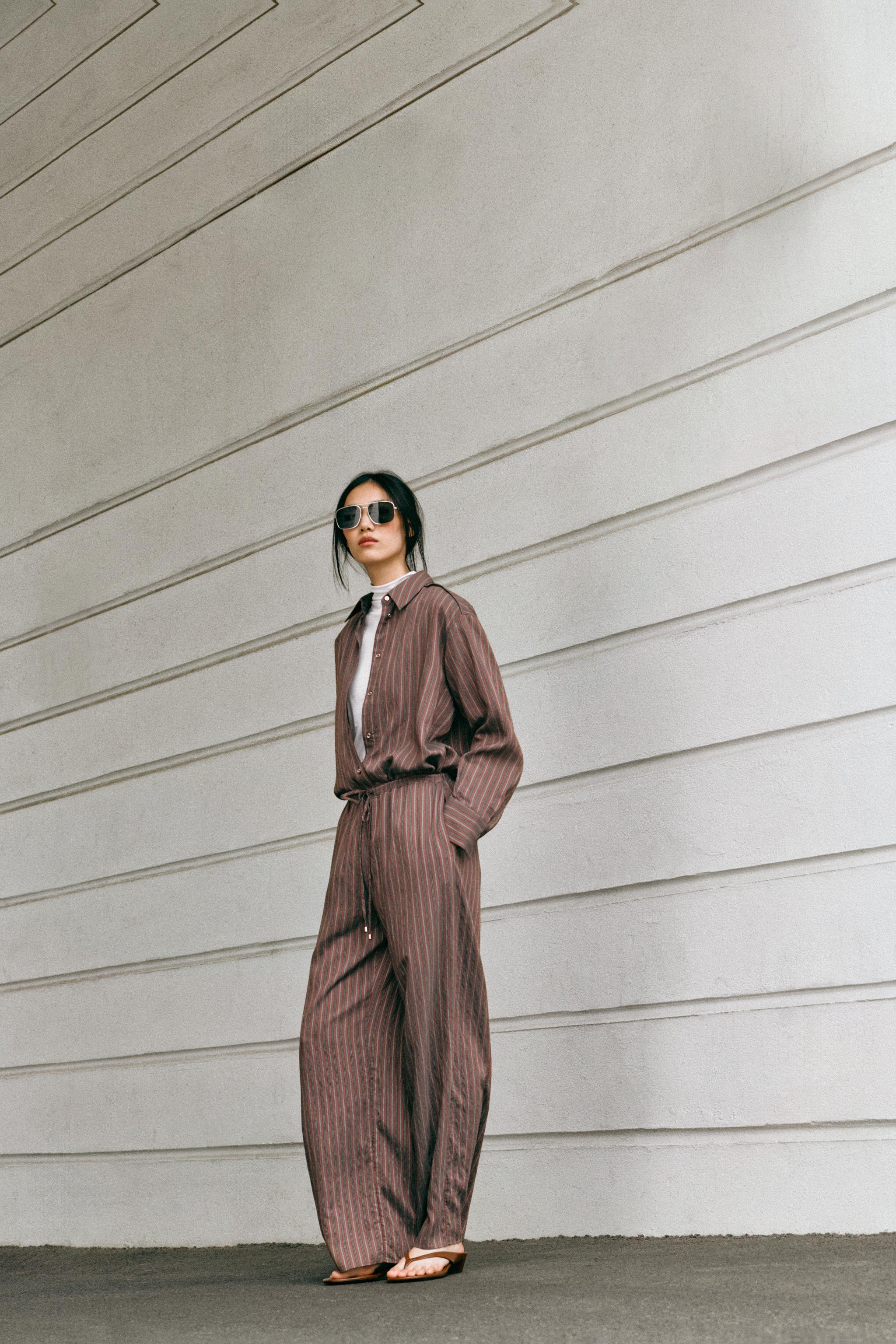 Брюки с широкими штанинами в полоску — ZARA