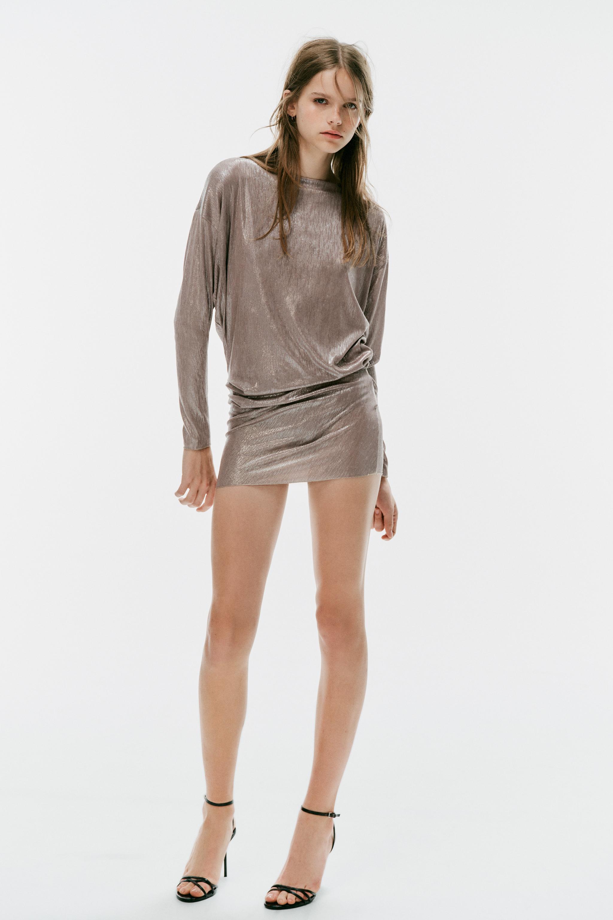 Топ с вырезами и металлическим эффектом — ZARA