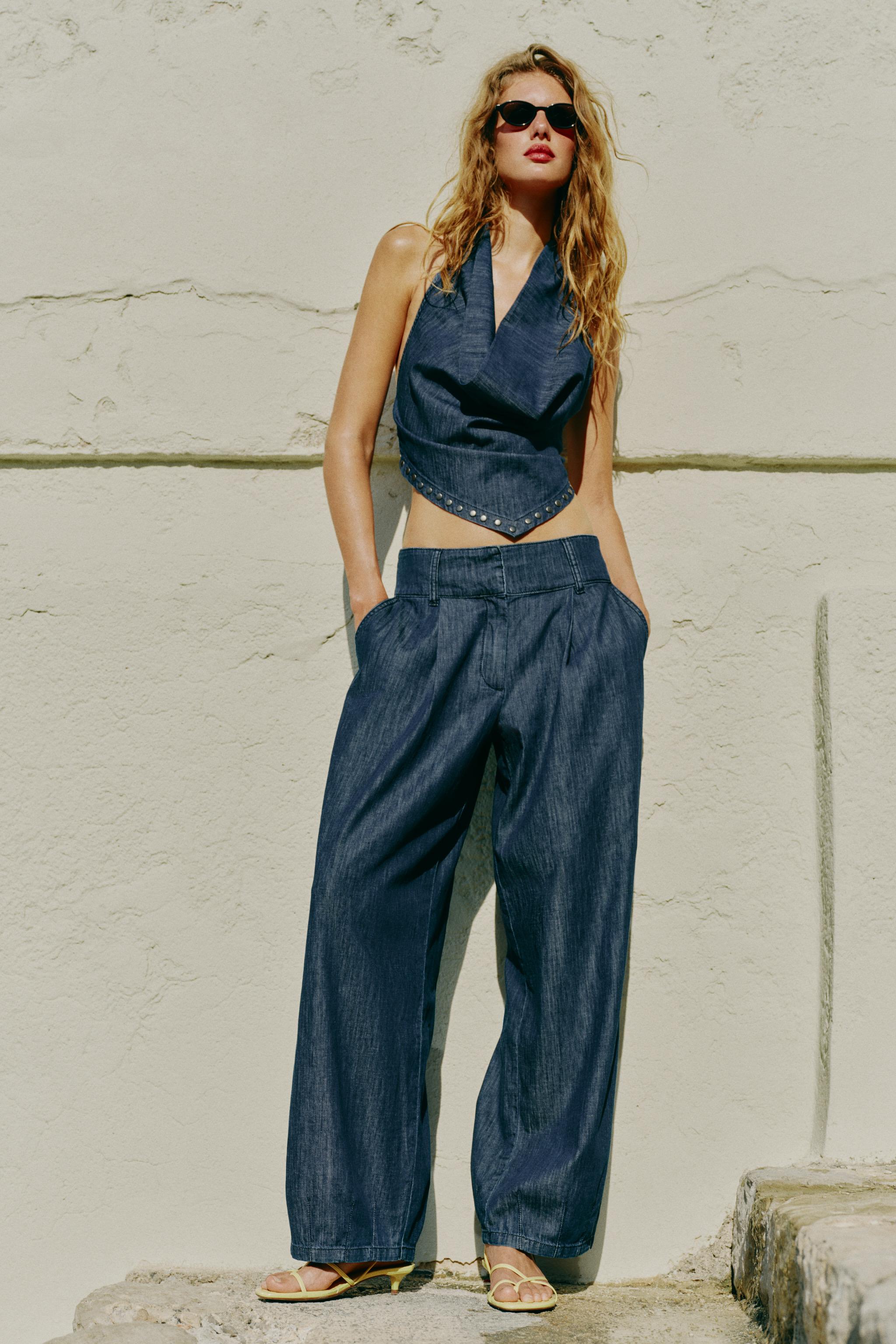 Топ с воротником-халтер и открытой спиной со стразами — ZARA