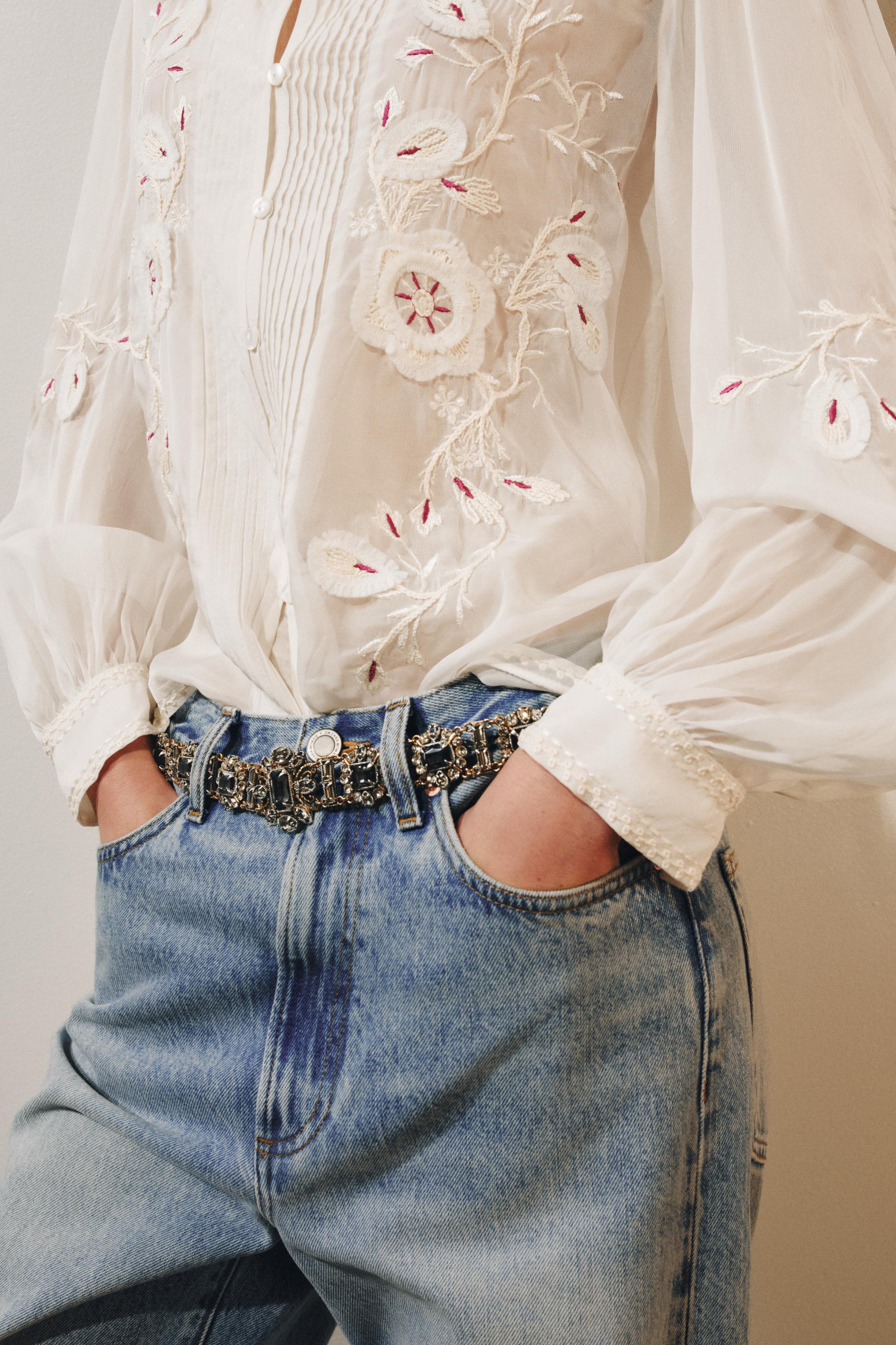 МЕТАЛЛИЧЕСКИЙ РЕМЕНЬ С ДЕКОРАТИВНЫМИ КАМНЯМИ — ZARA
