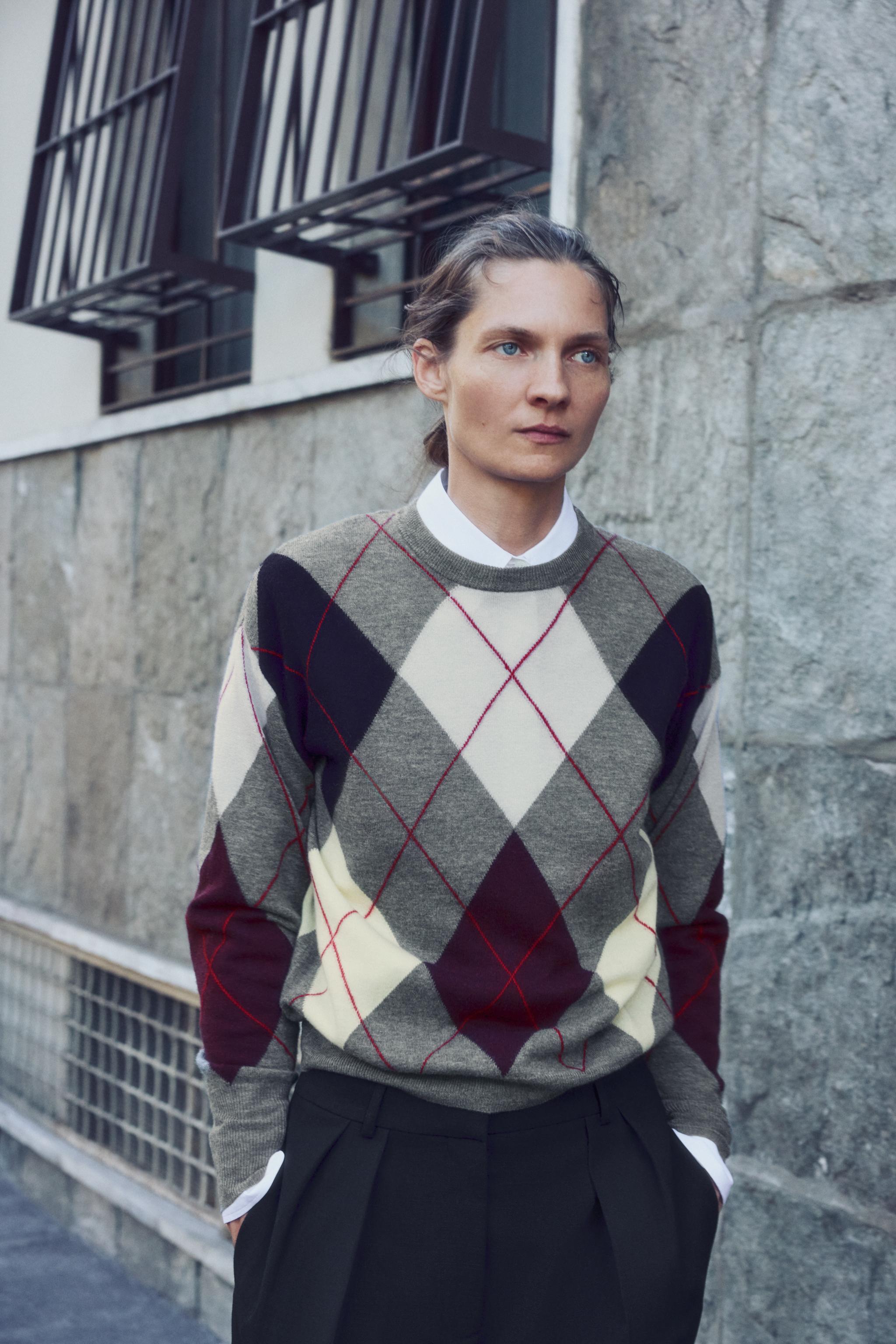 СВИТЕР ИЗ МЯГКОЙ ШЕРСТИ С РОМБАМИ — ZARA
