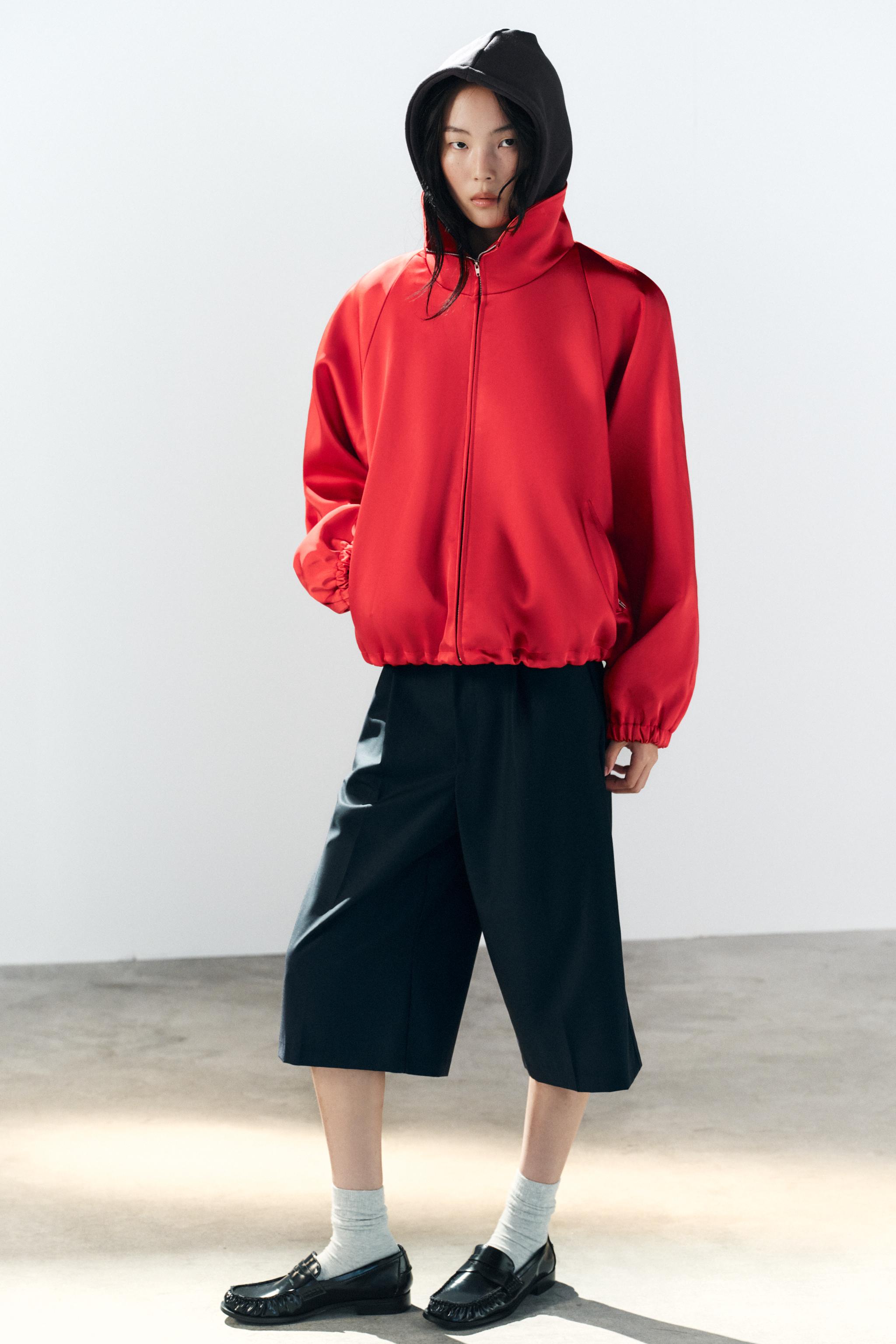 Куртка из атласа с подплечниками — ZARA