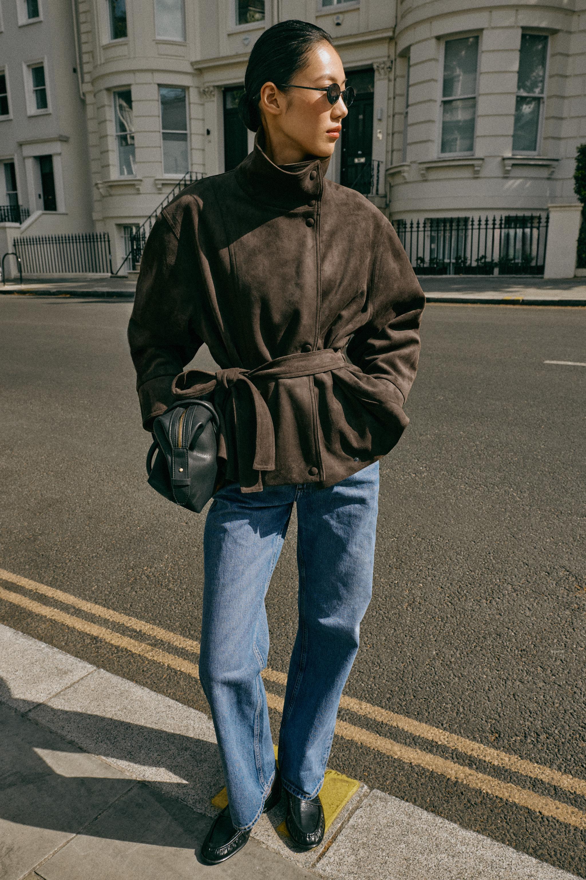 Куртка из искусственной замши с ремнём — ZARA