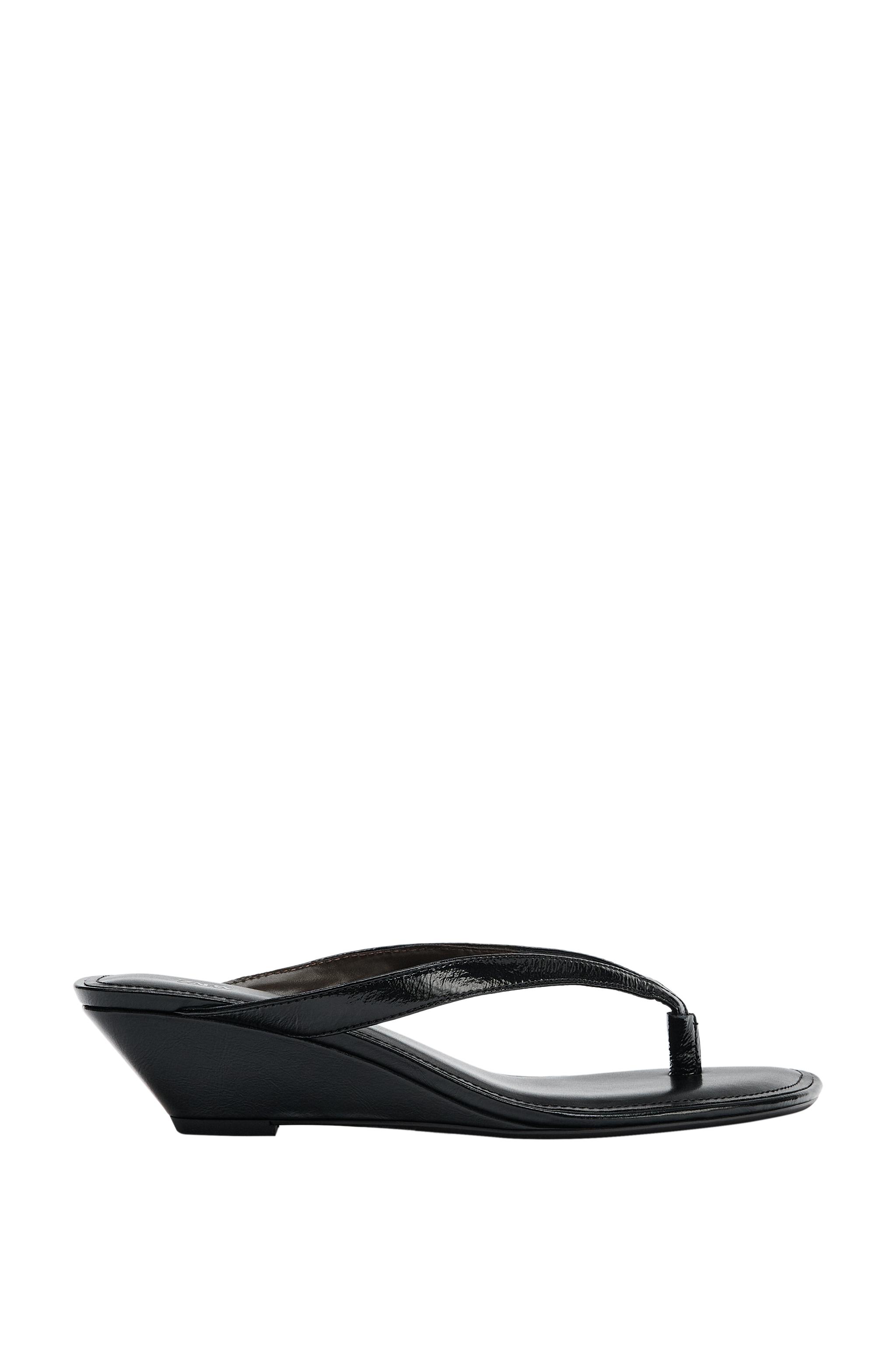 КОЖАНЫЕ БОСОНOЖКИ НА ПЛАТФОРМЕ — ZARA