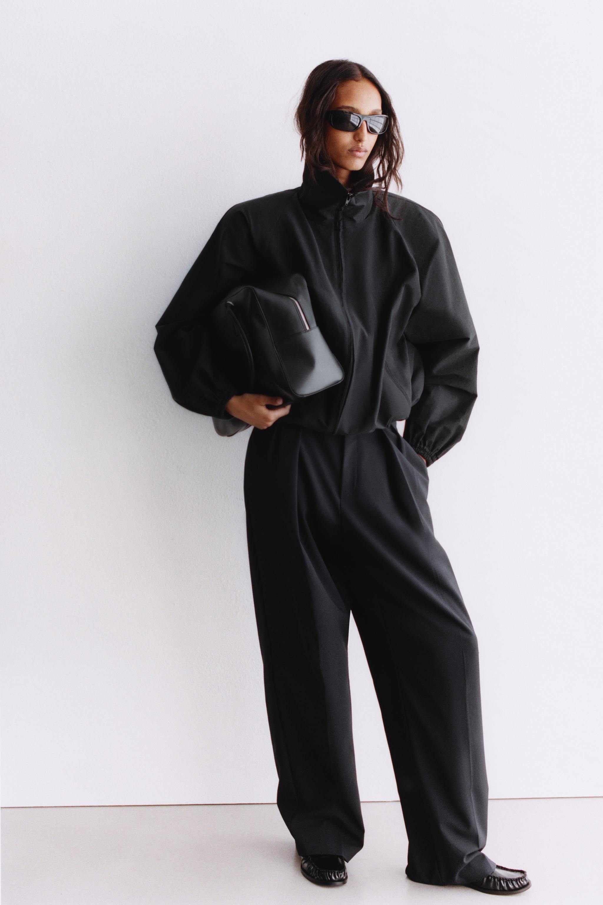 КУРТКА ИЗ ТЕХНИЧЕСКОЙ ТКАНИ С ПОДПЛЕЧНИКАМИ — ZARA