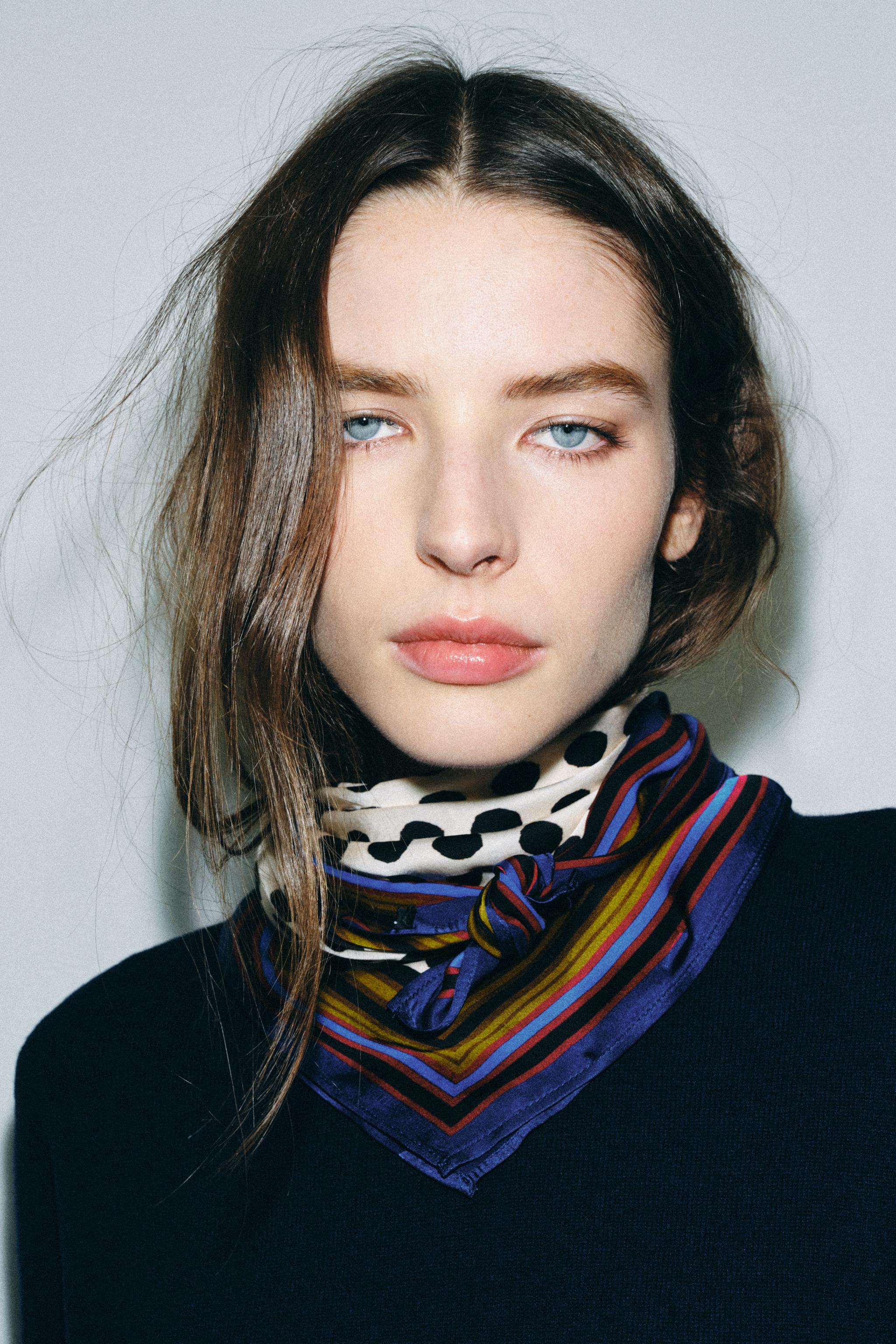 Шарф в горошек из 100% вискозы — ZARA