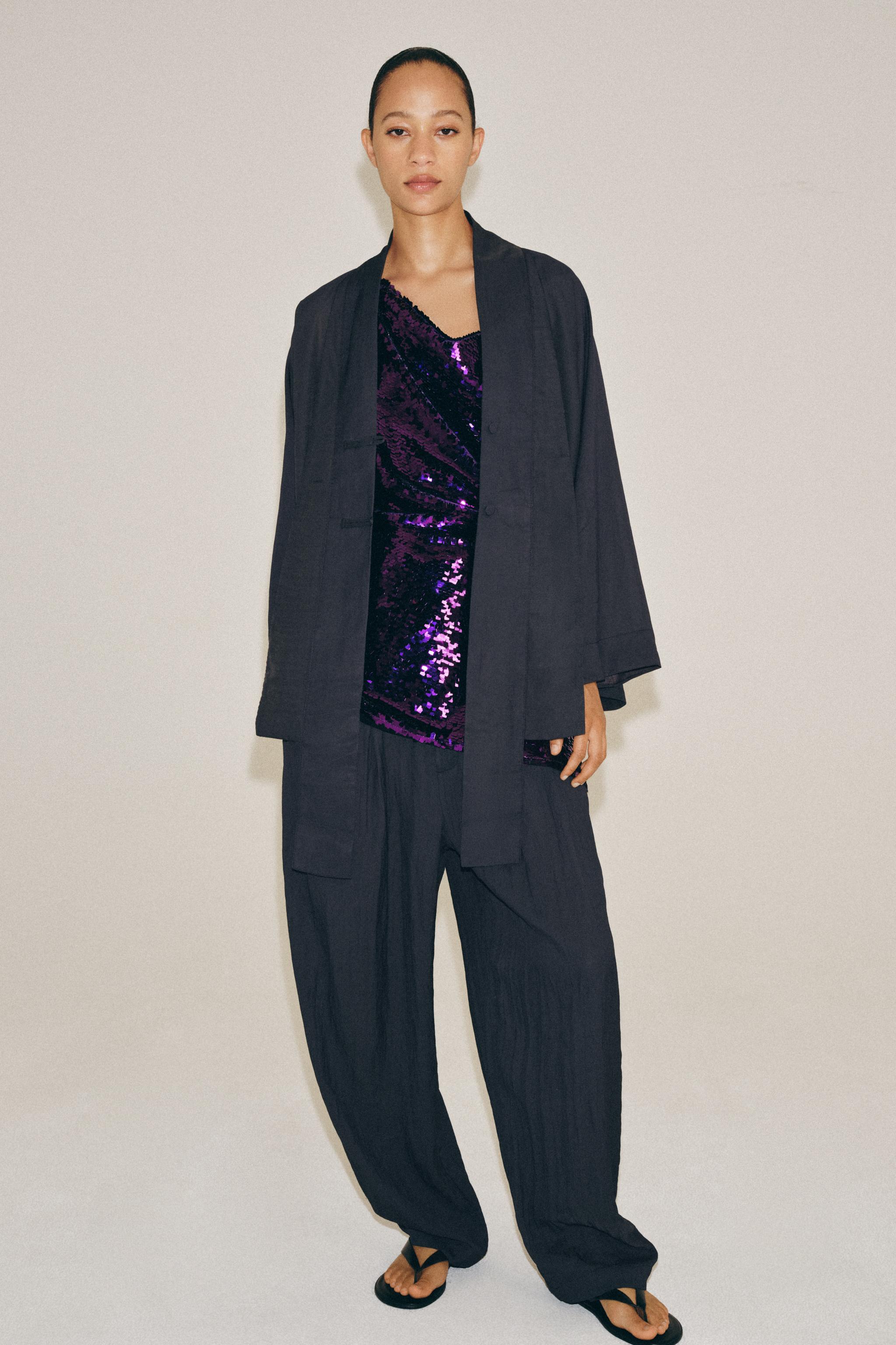 ЛЕГКИЕ БРЮКИ С ЗАЩИПАМИ — ZW COLLECTION — ZARA