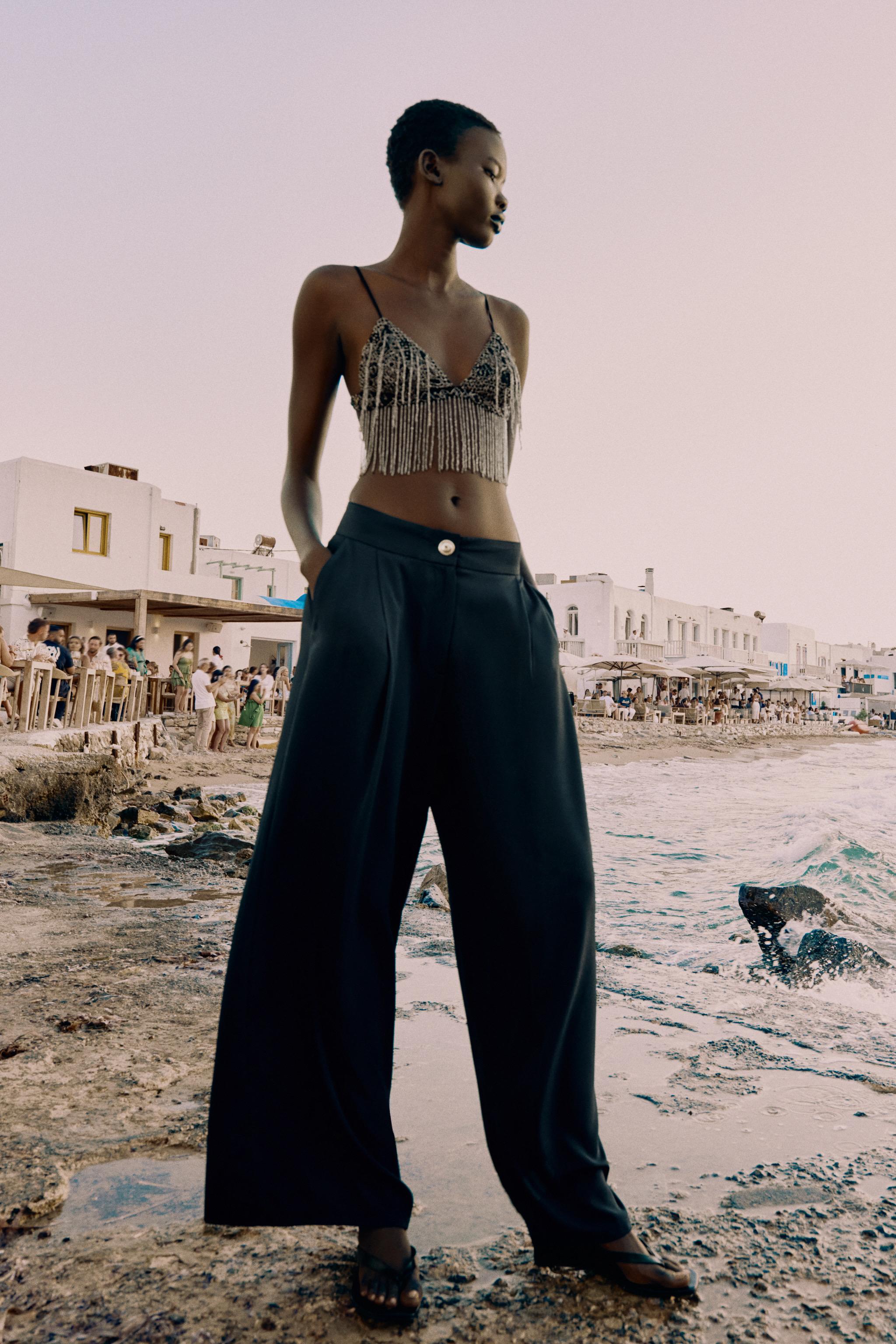 Брюки-палаццо с золотыми пуговицами — ZARA