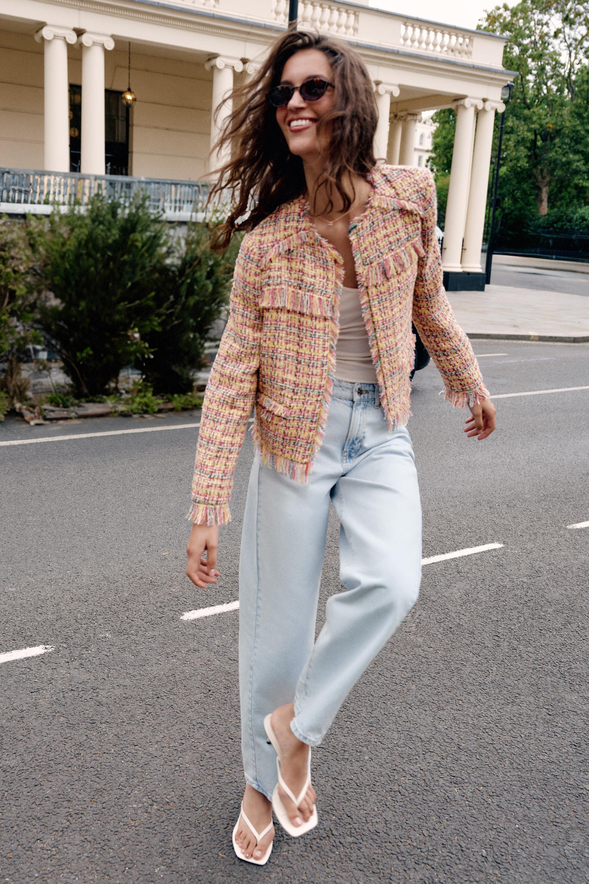 Фактурный блейзер с бахромой — ZARA