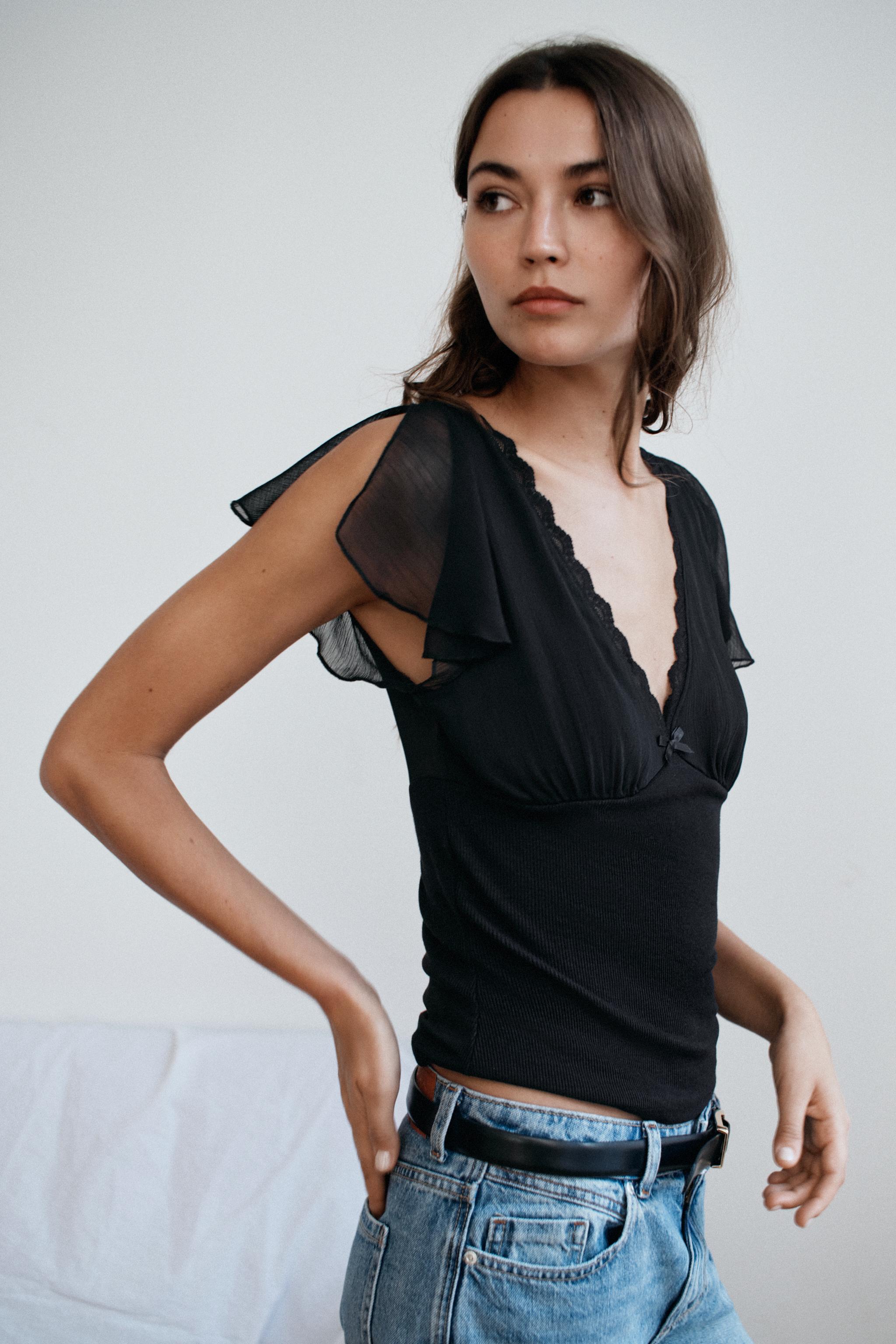 Топ с кружевной отделкой — ZARA