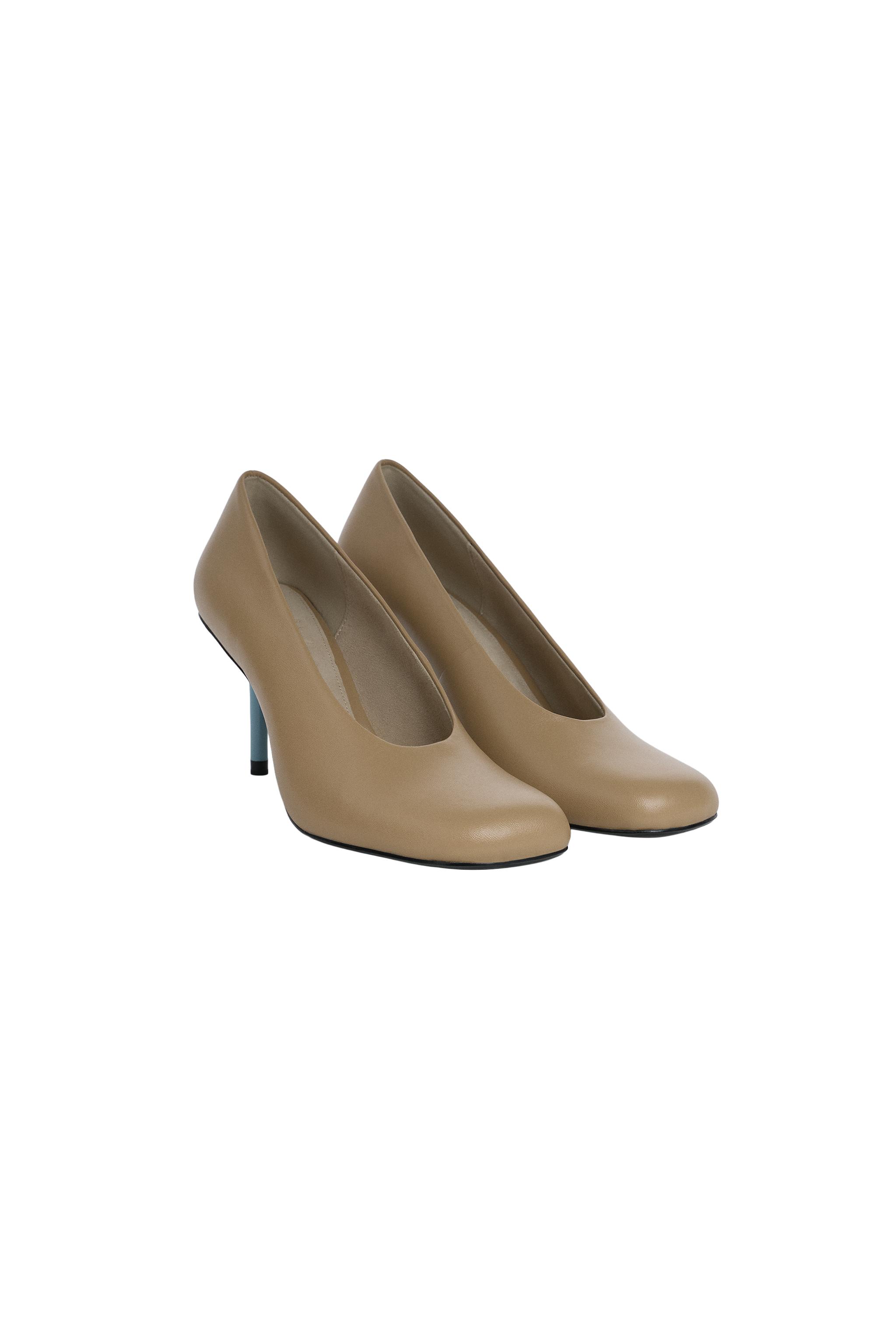 Кожаные туфли на каблуке Limited Edition — ZARA