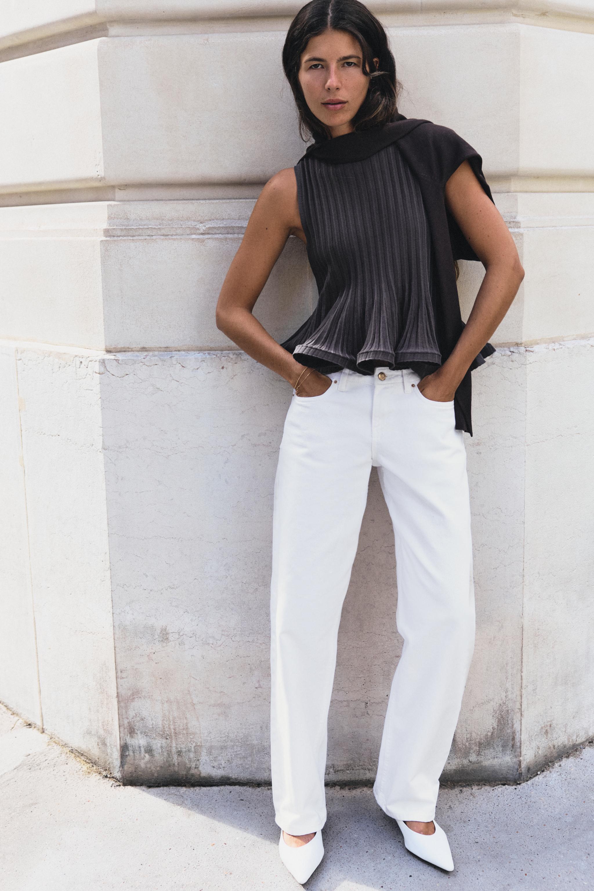 Топ из рубчатого трикотажа с волнистым краем — ZARA