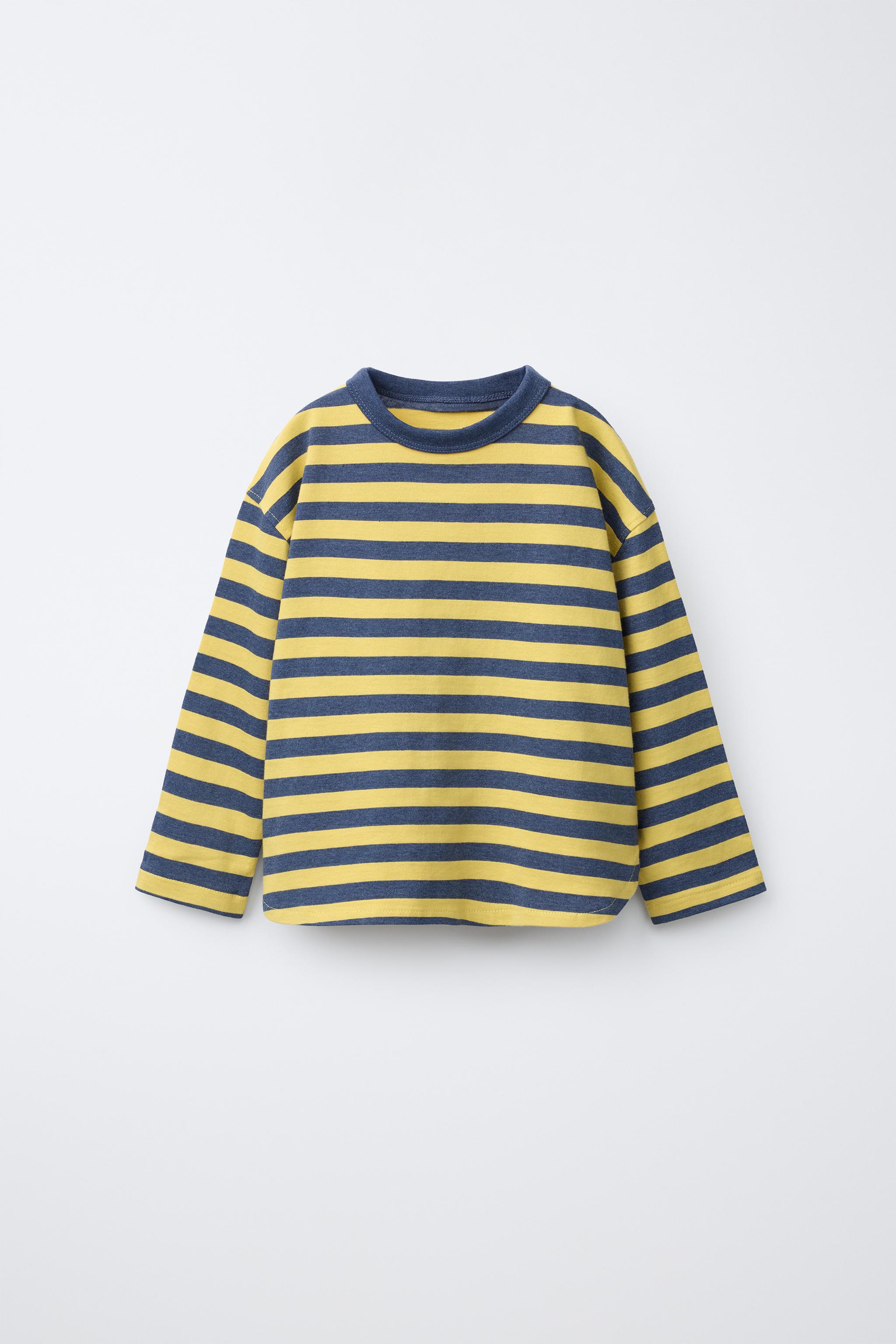 ФУТБОЛКА С ПРИНТОМ В ПОЛОСКУ — ZARA